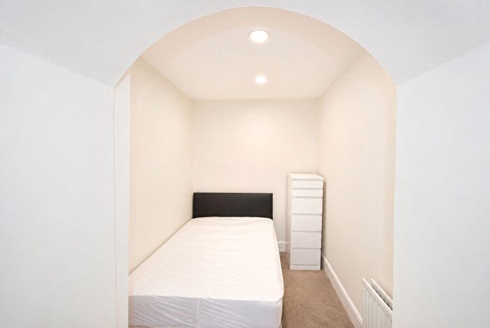 1 Bedroom Flat To Rent In Eskdale Terrace, Newcastle Upon Tyne, NE2