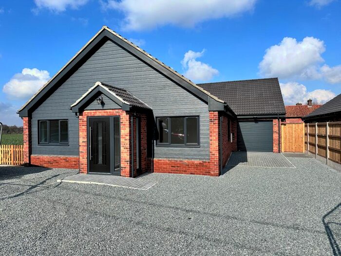 4 Bedroom Detached Bungalow To Rent In Scots Bungalow, Hempnall, Norwich, NR15