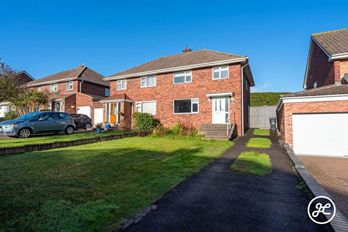 3 Bedroom Semi Detached House For Sale In Alfoxton Road, Bridgwater, TA6