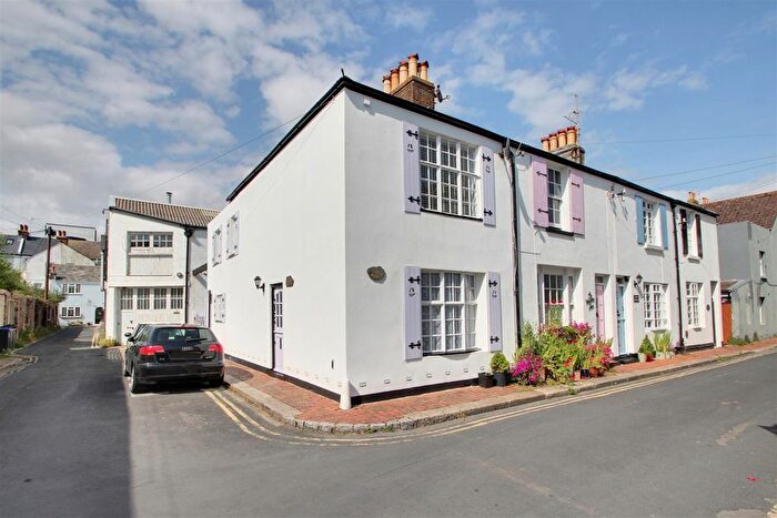 2 Bedroom Cottage To Rent In Western Row, Worthing, BN11
