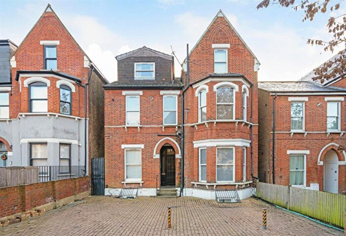 1 Bedroom Flat To Rent In Croydon Road, Anerley, London, SE20