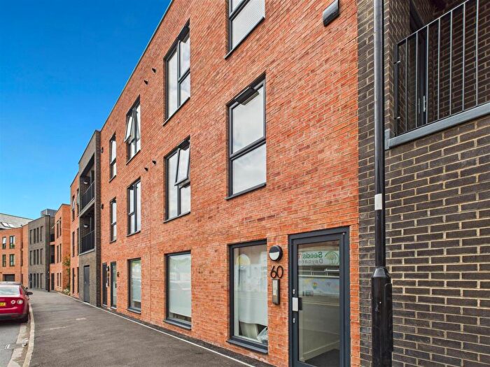 2 Bedroom Apartment To Rent In Apartment, Little London Road, S8