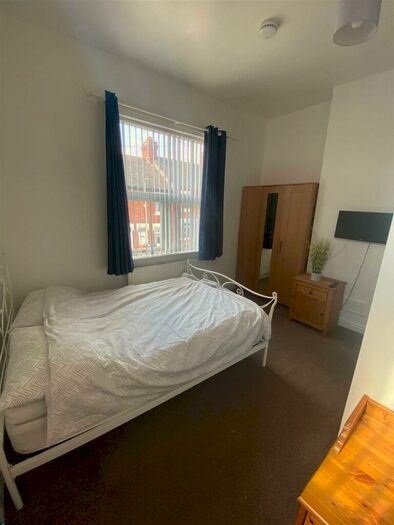 1 Bedroom Property To Rent In Alastair Road, Stoke-On-Trent, ST4