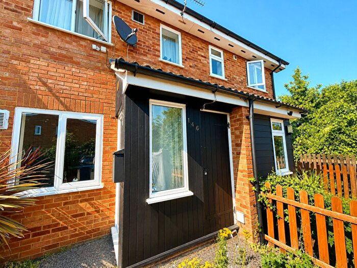 1 Bedroom Terraced House To Rent In Penn Road, Datchet, Slough, SL3