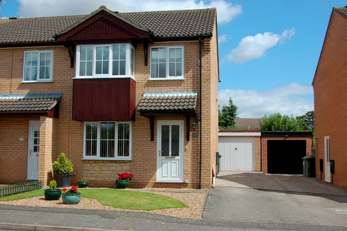 3 Bedroom Semi-Detached House To Rent In Covill Close, Great Gonerby, Grantham, Grantham, NG31