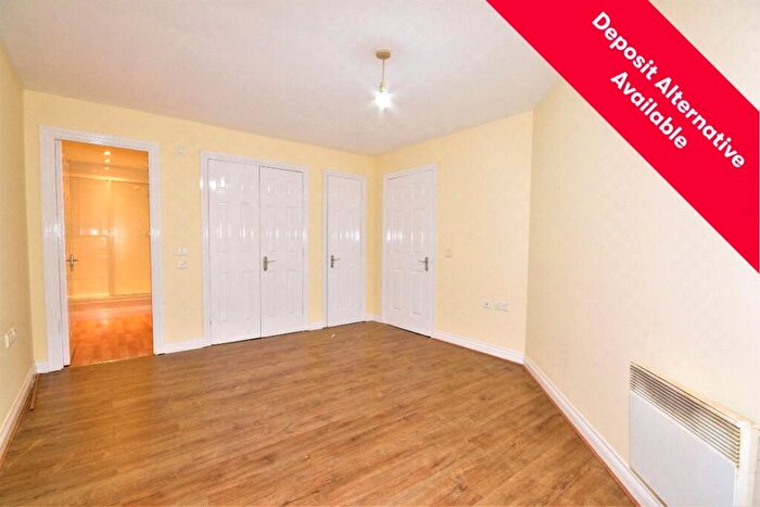 2 Bedroom Apartment To Rent In Woodcote Road, Wallington, Surrey, SM6
