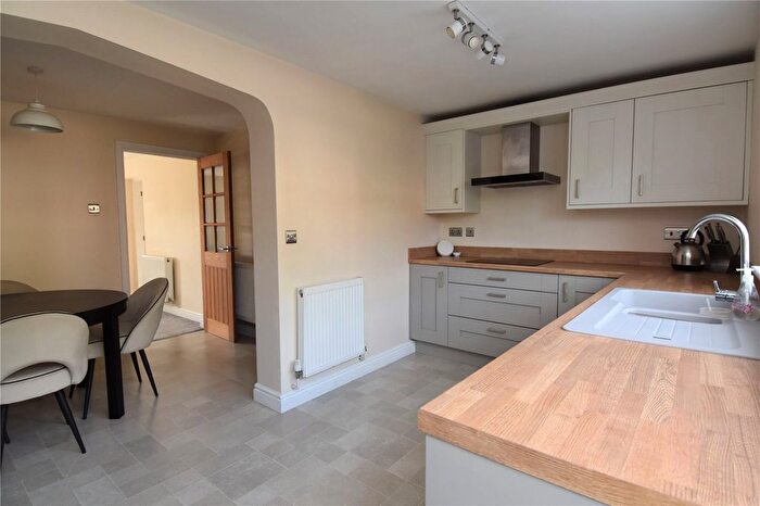 3 Bedroom Terraced House For Sale In Church Road, Droitwich, Worcestershire, WR9