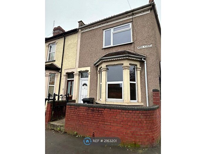 3 Bedroom End Of Terrace House To Rent In Mogg Street, Bristol, BS2