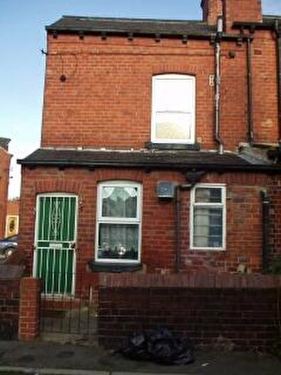 1 Bedroom Flat To Rent In Royal Park Road, Hyde Park, Leeds, LS6