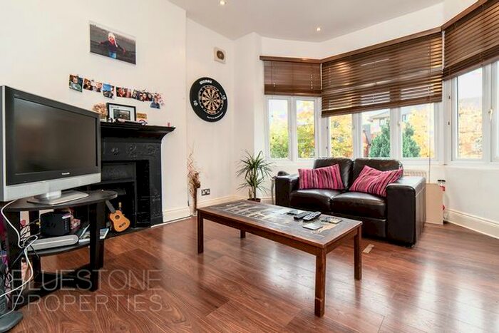 1 Bedroom Flat To Rent In Thrale Road, London, SW16