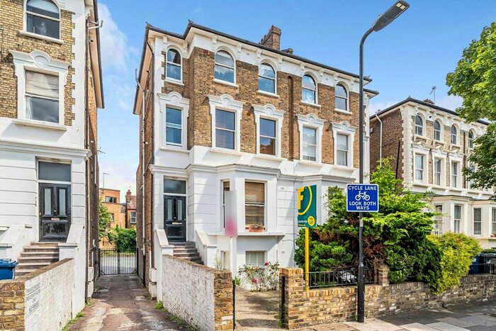 2 Bedroom Flat To Rent In Windsor Road, Ealing Broadway, London, W5