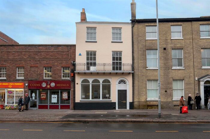 2 Bedroom Duplex To Rent In Castle Meadow, Norwich, NR1