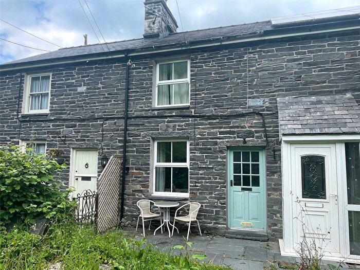 2 Bedroom Terraced House For Sale In Glanynant, Upper Corris, Machynlleth, Gwynedd, SY20