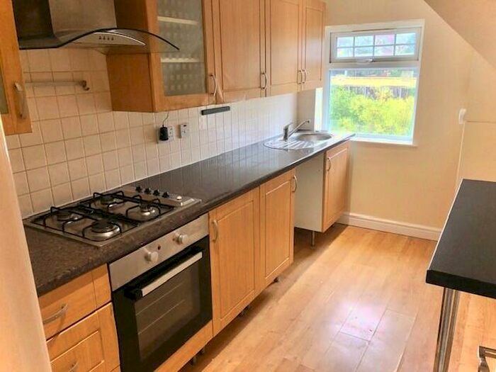 2 Bedroom Apartment To Rent In Upper Promenade, Rhos On Sea, LL28