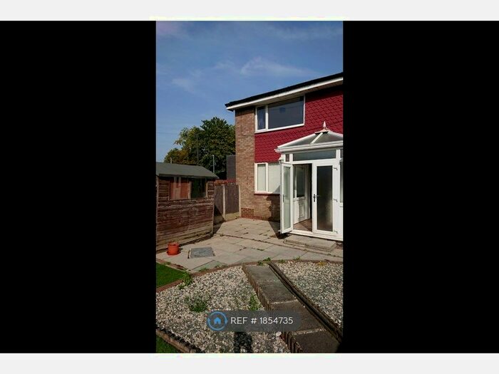 2 Bedroom Semi-Detached House To Rent In Epsom Avenue, Sale, M33