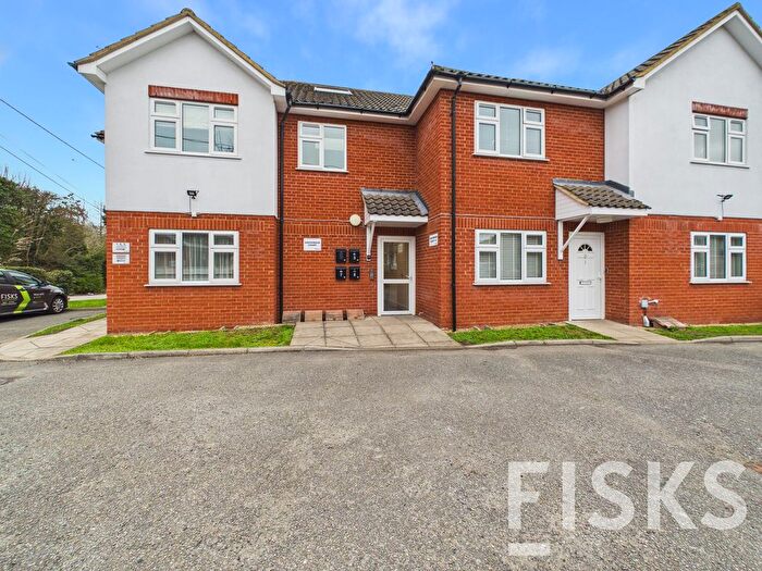 1 Bedroom Flat For Sale In Kiln Road, Benfleet, SS7