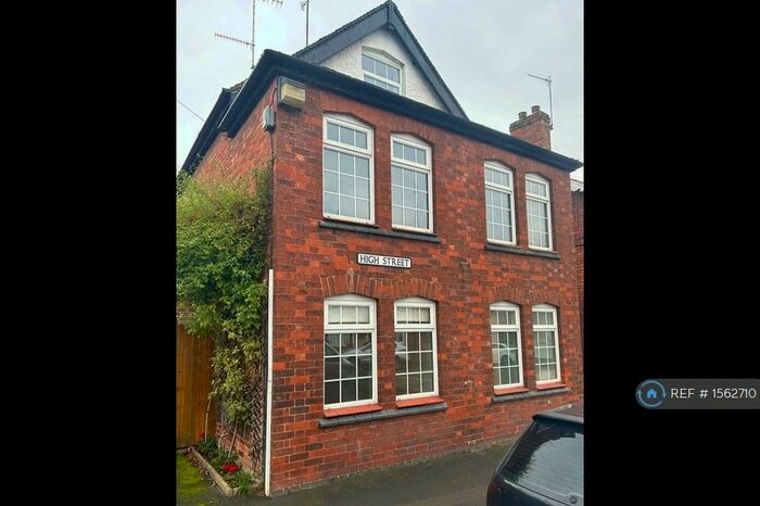 3 Bedroom Semi-Detached House To Rent In High Street, Derby, DE65