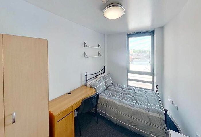 6 Bedroom Flat To Rent In Mansfield Road, Nottingham, NG1