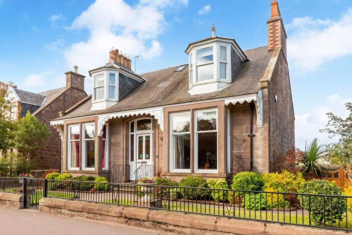 4 Bedroom Detached Villa For Sale In North Esk Road, Montrose, DD10