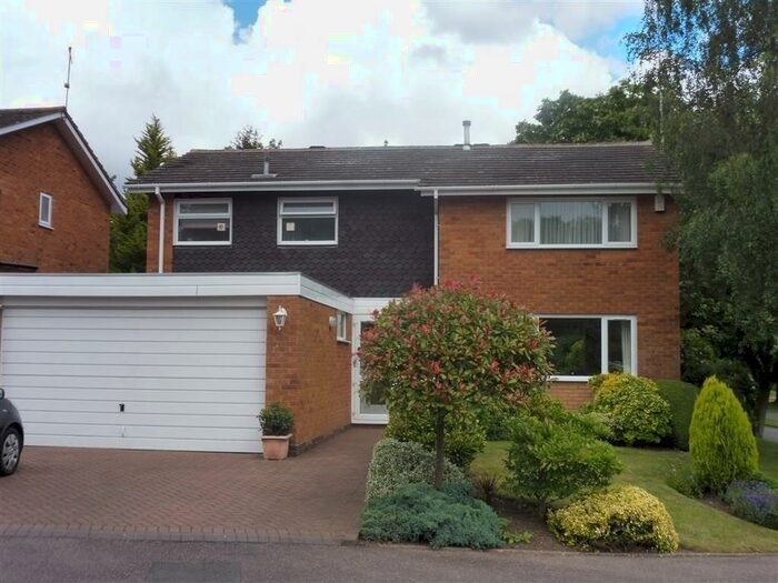 4 Bedroom Detached House To Rent In Greville Drive, Edgbaston, B15