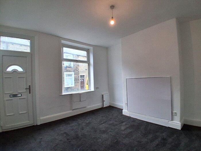 2 Bedroom Terraced House To Rent In Cleveland Street, Colne, Lancashire, BB8
