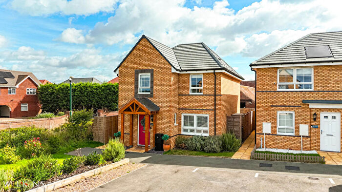 4 Bedroom Detached House For Sale In Dashwood Close, Tamworth, Staffordshire, B78
