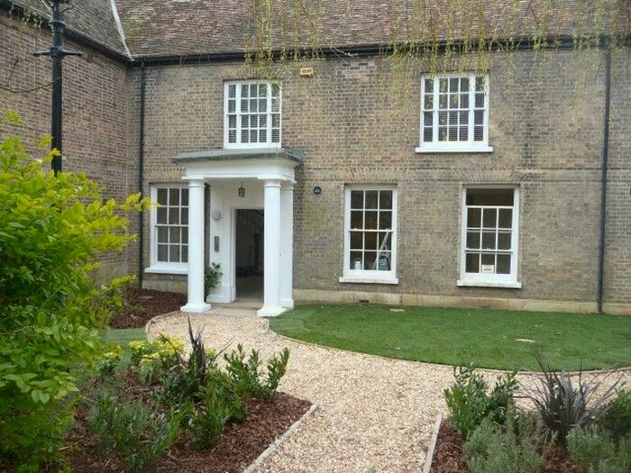 1 Bedroom Flat To Rent In Church Street, St. Neots, PE19