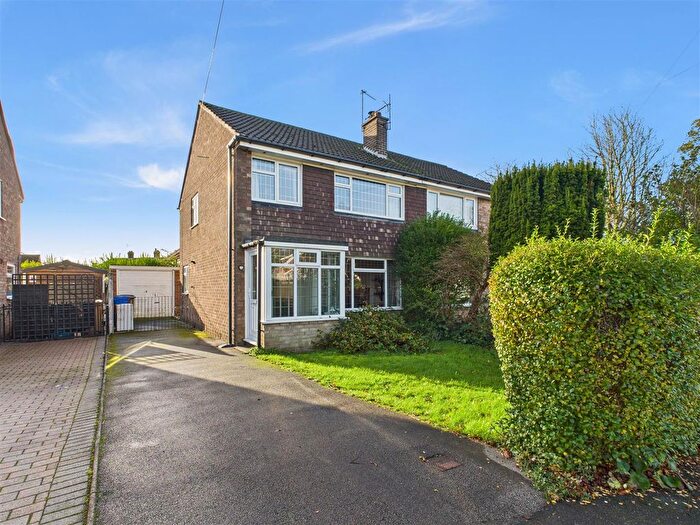 3 Bedroom Semi Detached House For Sale In Springfield Avenue, Brough, HU15