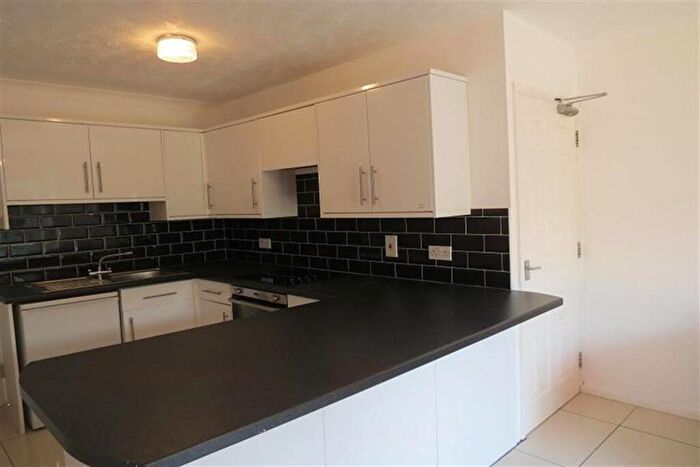 6 Bedroom House To Rent In Bedroom House In Winton, BH9