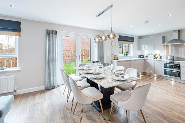 4 Bedroom Detached House For Sale In Bannerman Cruick, Edinburgh, EH17