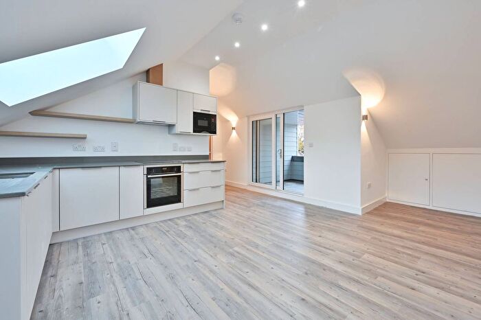 2 Bedroom Flat For Sale In Coronation House, Shere, Gomshall, GU5