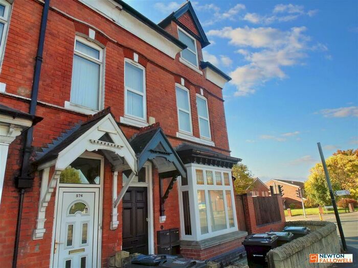 2 Bedroom Flat To Rent In Chester Road, Sutton Coldfield, B73