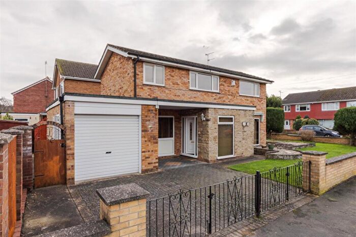 3 Bedroom Detached House For Sale In Shakespeare Avenue, Scunthorpe, DN17