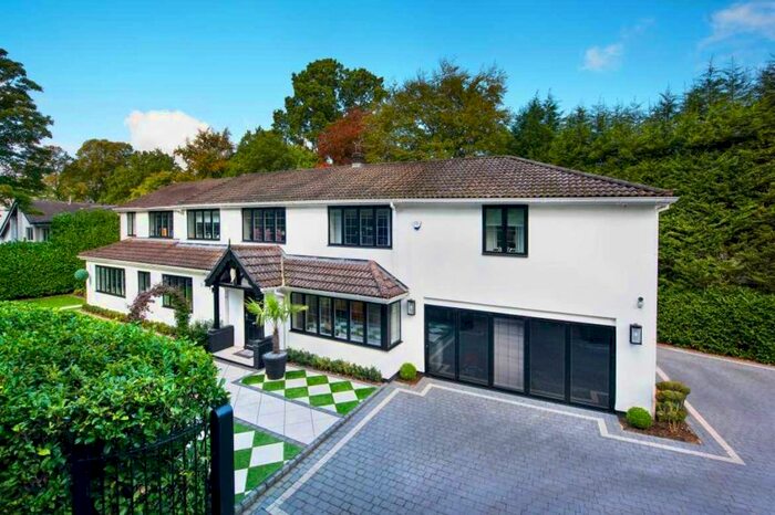 5 Bedroom Detached House To Rent In Claverdon House, Claverdon Drive, Sutton Coldfield, B74