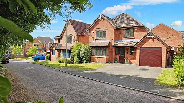 5 Bedroom Detached House For Sale In Hollybank Close, Hamilton, Leicester, LE5