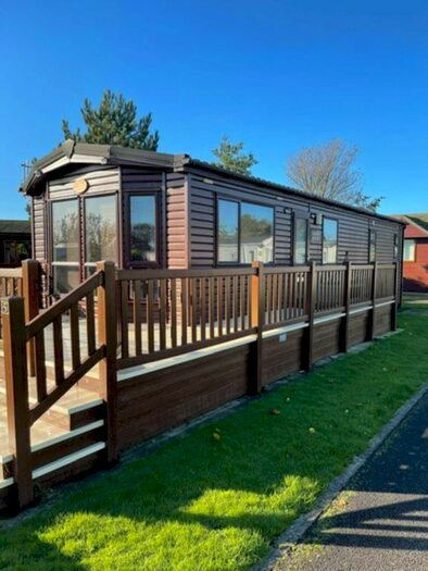 2 Bedroom Lodge For Sale In Croft Bank, Croft, Skegness, PE24