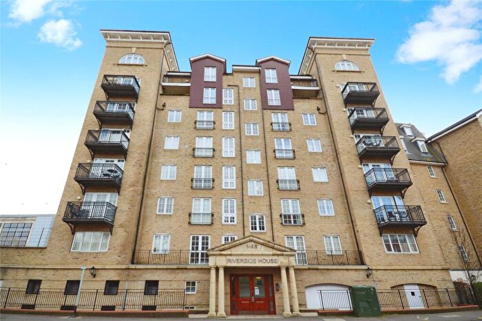 2 Bedroom Apartment To Rent In Fobney Street, Reading, RG1