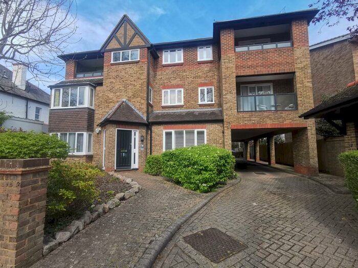1 Bedroom Flat To Rent In Camborne Road, Sutton, SM2