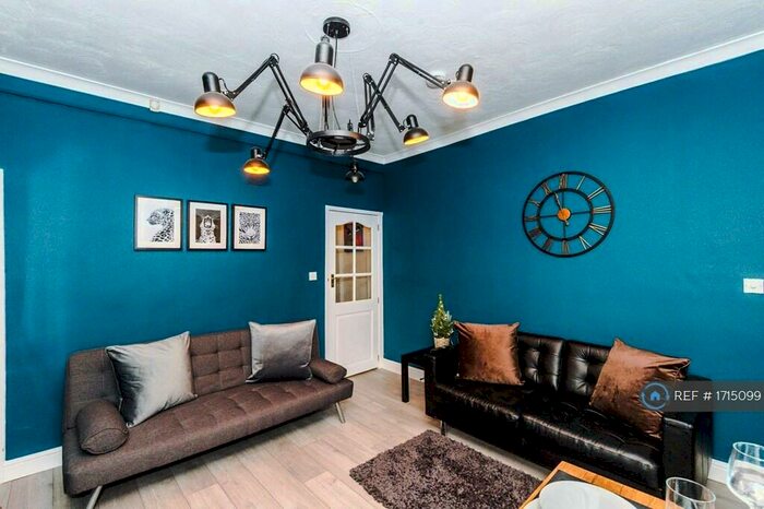 3 Bedroom Terraced House To Rent In Keswick Grove, Salford, M6