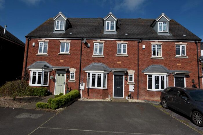 4 Bedroom Town House For Sale In Holmestead Close, Costock, LE12