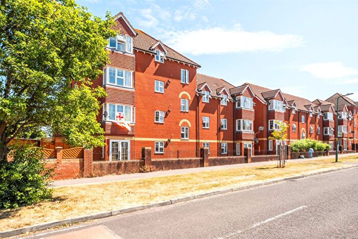 2 Bedroom Flat For Sale In Arthurs Close, Emersons Green, South Gloucestershire, BS16