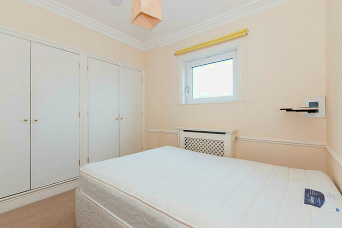 2 Bedroom Apartment To Rent In Plantation Wharf, Battersea Riverside, SW11