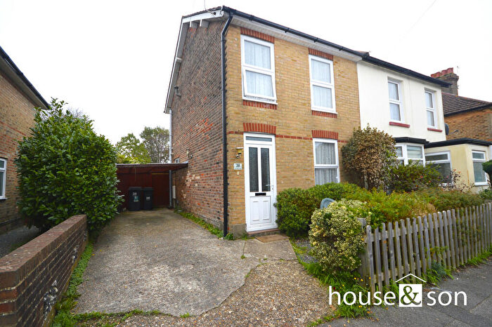 3 Bedroom Semi-Detached House To Rent In Wycliffe Road, Winton, BH9