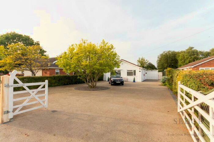 3 Bedroom Detached Bungalow For Sale In Pilleys Lane, Boston, PE21