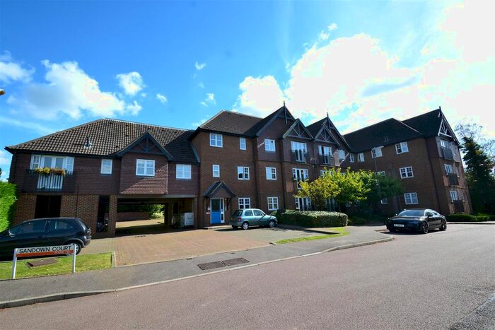 2 Bedroom Flat To Rent In Newbury Road, Crawley, RH10