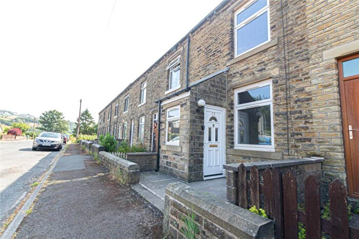 2 Bedroom Terraced House To Rent In Mona Street, Slaithwaite, Huddersfield, West Yorkshire, HD7