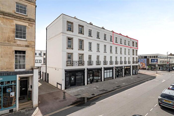 3 Bedroom Penthouse For Sale In Prince Regent Mews, Cheltenham, GL52