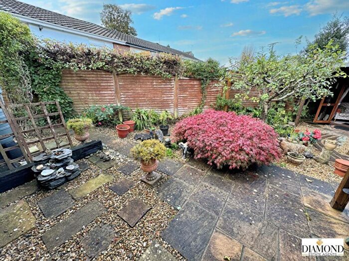 2 Bedroom Semi-Detached Bungalow For Sale In Bampfylde Close, Tiverton, EX16