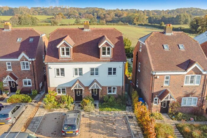 3 Bedroom Semi-Detached House For Sale In Chatfield Close, Cooksbridge, BN8