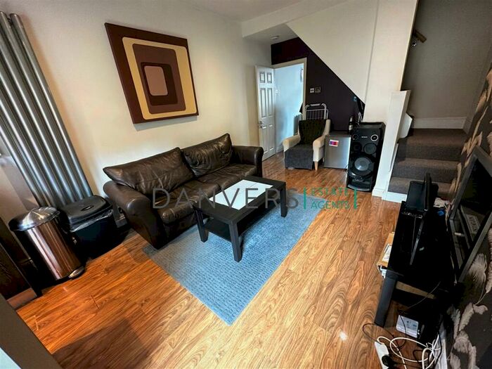 3 Bedroom Terraced House To Rent In Cranmer Street, Leicester, LE3